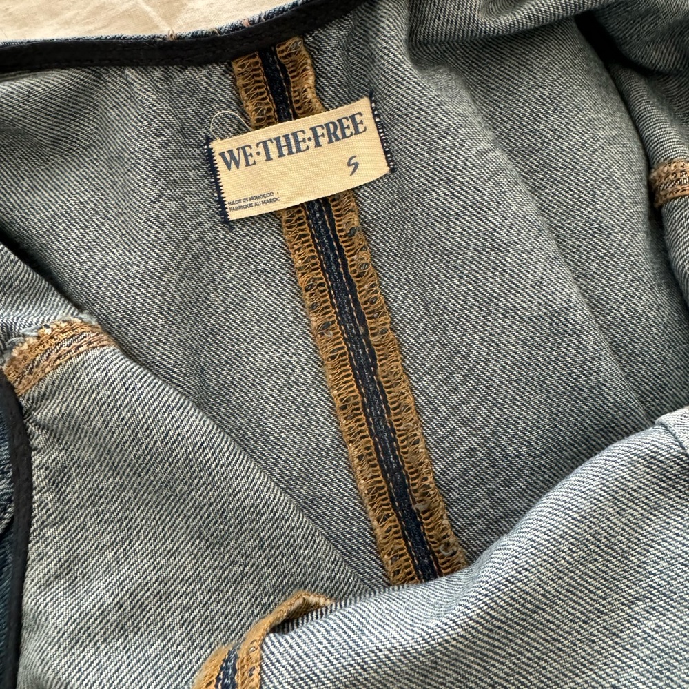 FREE PEOPLE size S
Denim Overalls Jumpsuit - Classic Blue - Picture 2 of 5